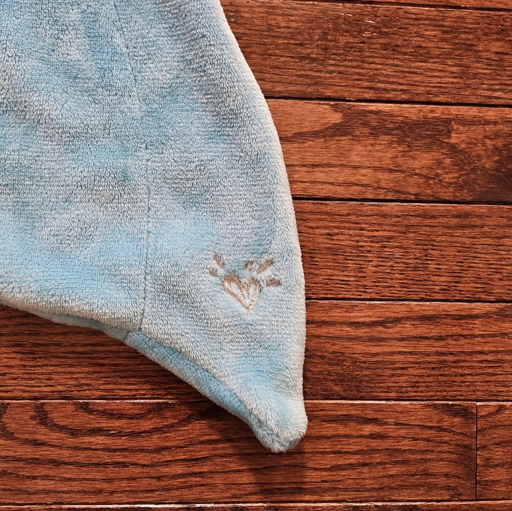Mermaid Tail Blanket - Picture 5 of 6